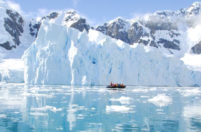antarctica ice wall